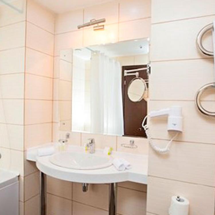 2 местный, 1 комнатный, Стандарт без балкона гостиничного комплекса Bridge resort в Сочи